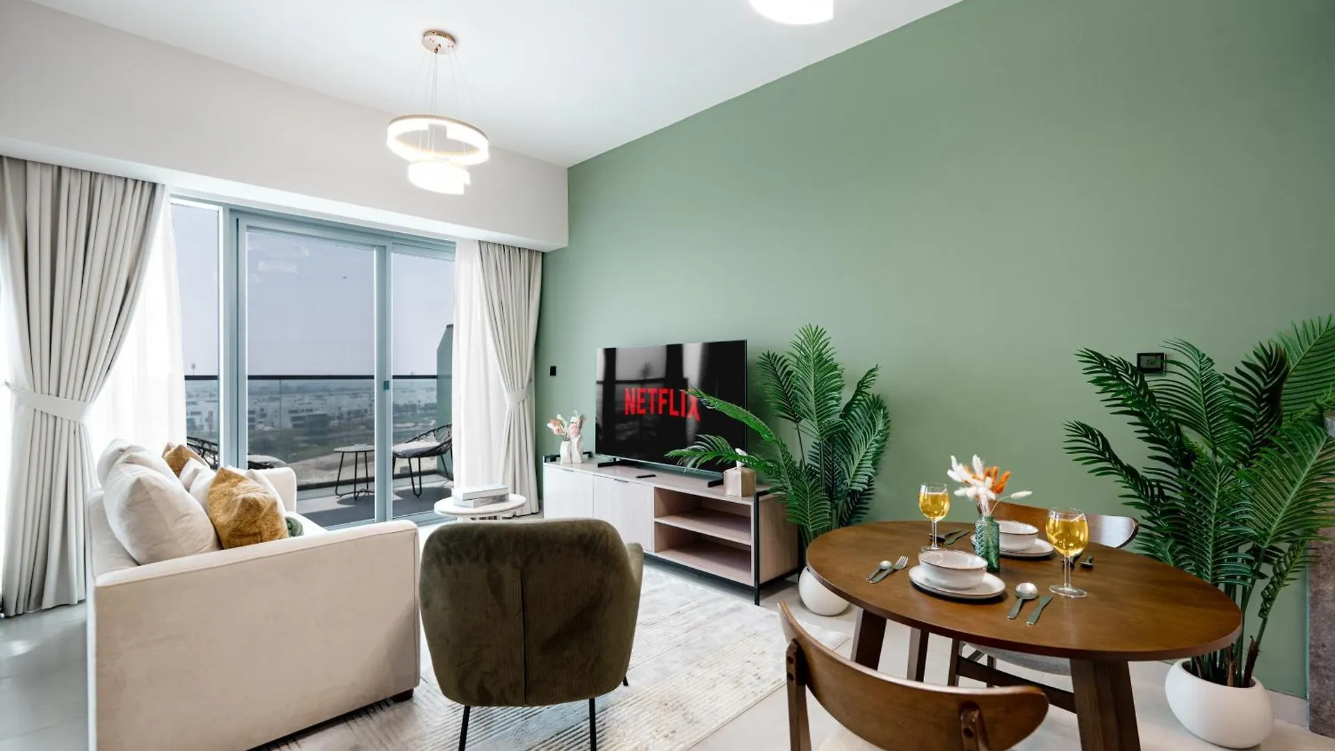 Keyrock Living - Premium Apt With Pool & Gym Access Dubai