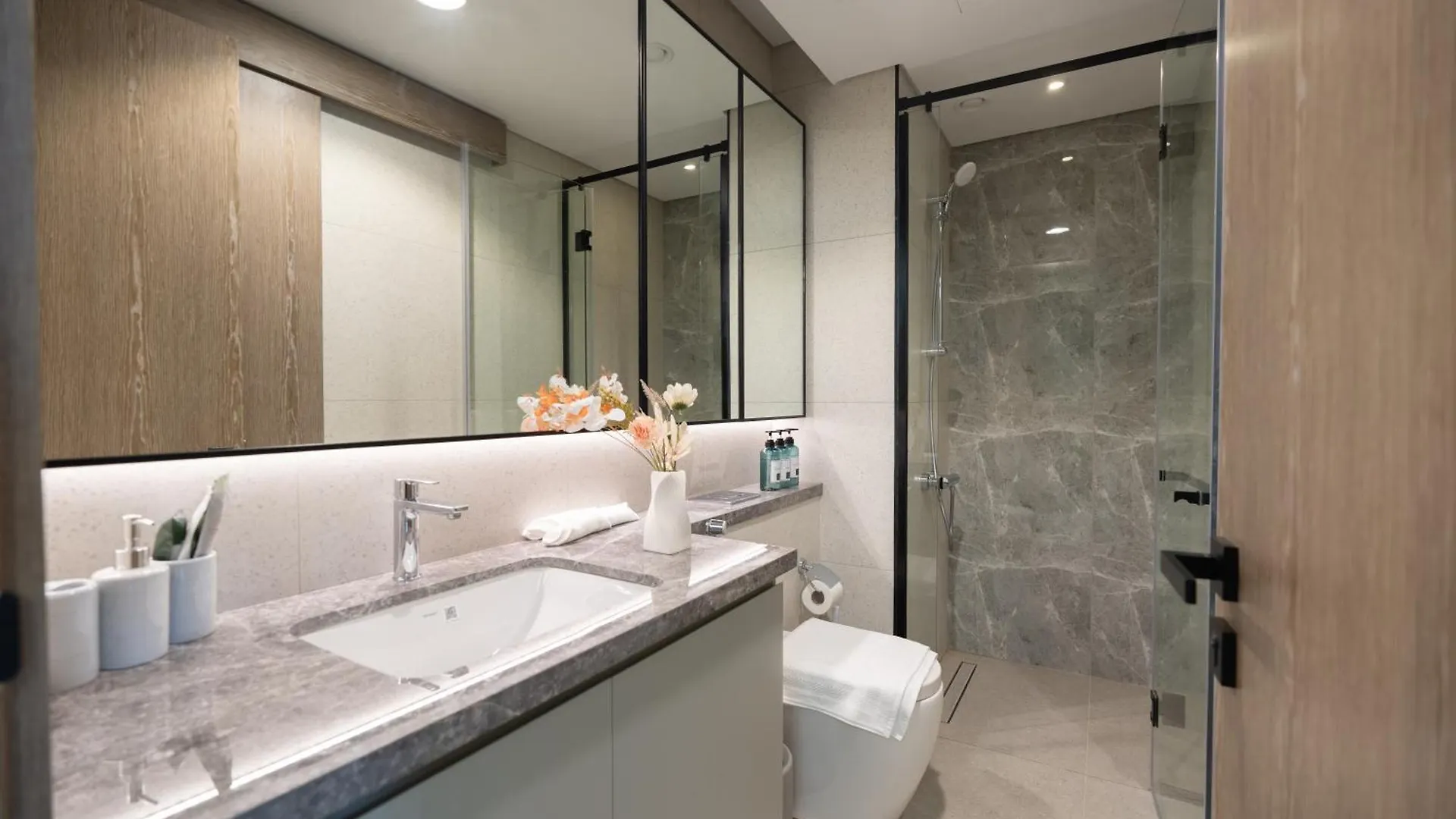 Keyrock Living - Premium Apt With Pool & Gym Access Dubai 0*,  Verenigde Arabische Emiraten