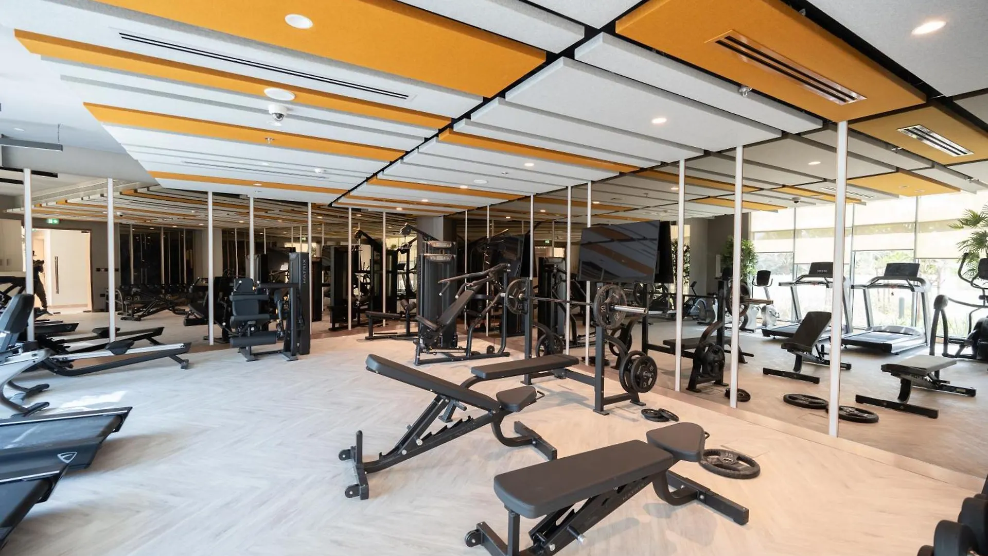 Keyrock Living - Premium Apt With Pool & Gym Access Dubai