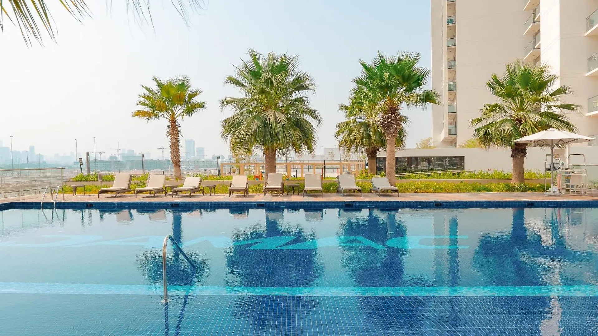 Keyrock Living - Premium Apt With Pool & Gym Access Dubai Verenigde Arabische Emiraten